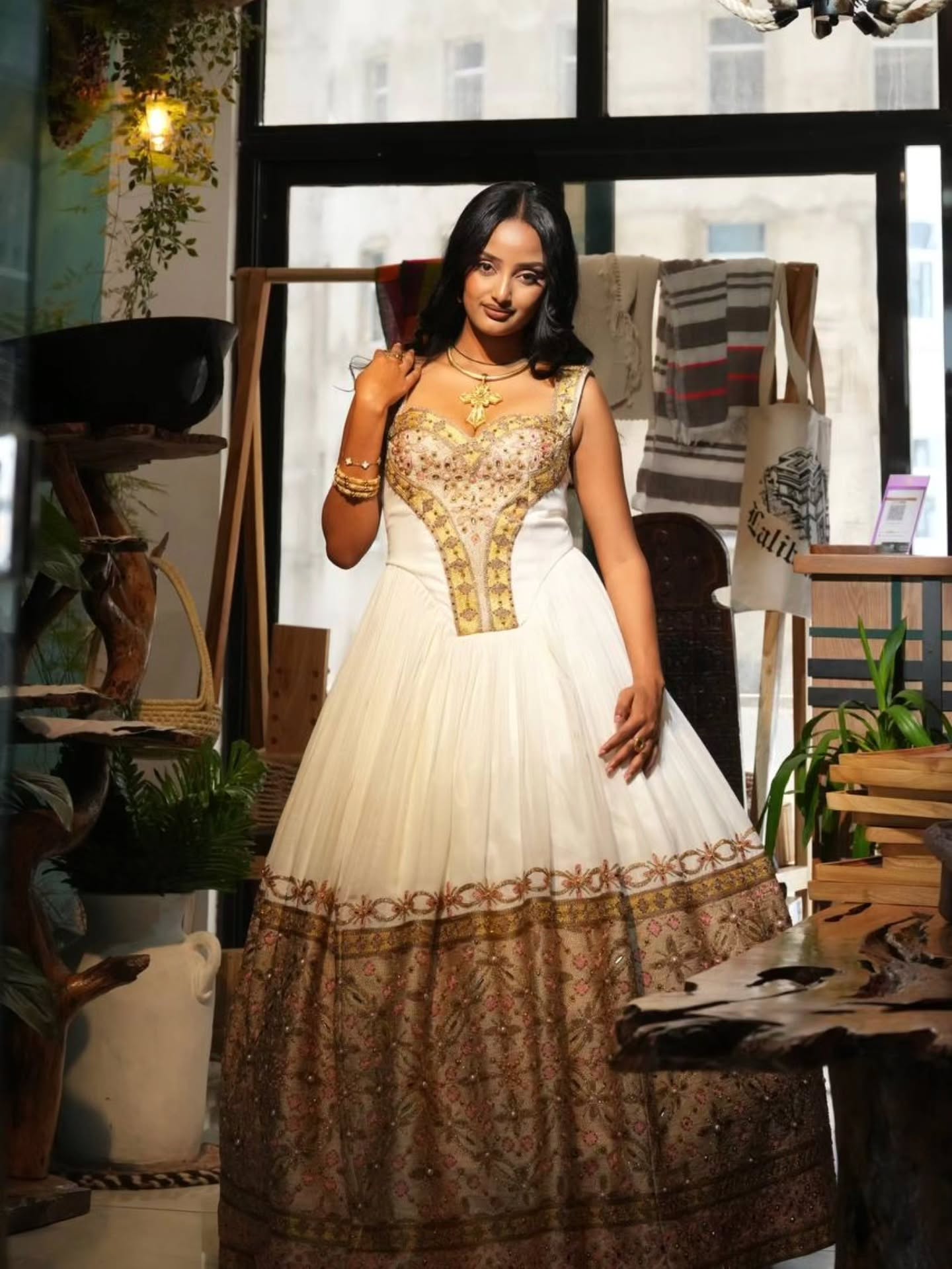 Sleeveless Ethiopian Wedding Dress Traditional Habesha Kemis Golden Embroidery Habesha Dress 892