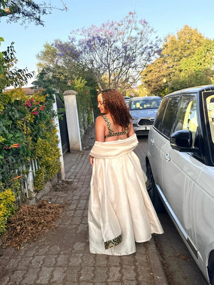 Habesha Kemis sans manches avec broderies traditionnelles Élégante robe Habesha Robe éthiopienne traditionnelle 542
