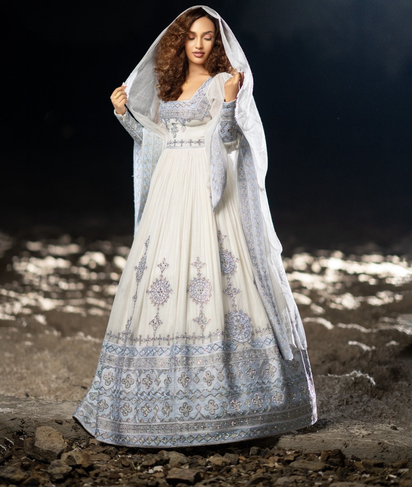 Long Sleeve Habesha Kemis Silver Embroidery Habesha Dress Luxurious Ethiopian Wedding Dress 767