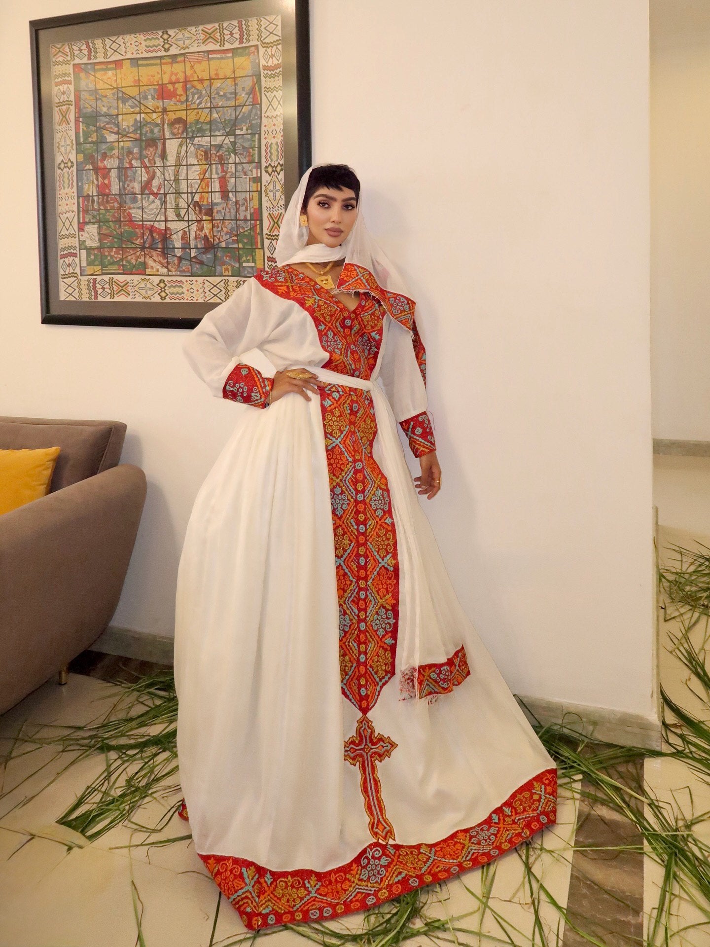 Robe ivoire avec broderie rouge Habesha Kemis Robe traditionnelle éthiopienne Modèle fluide Robe Habesha 430